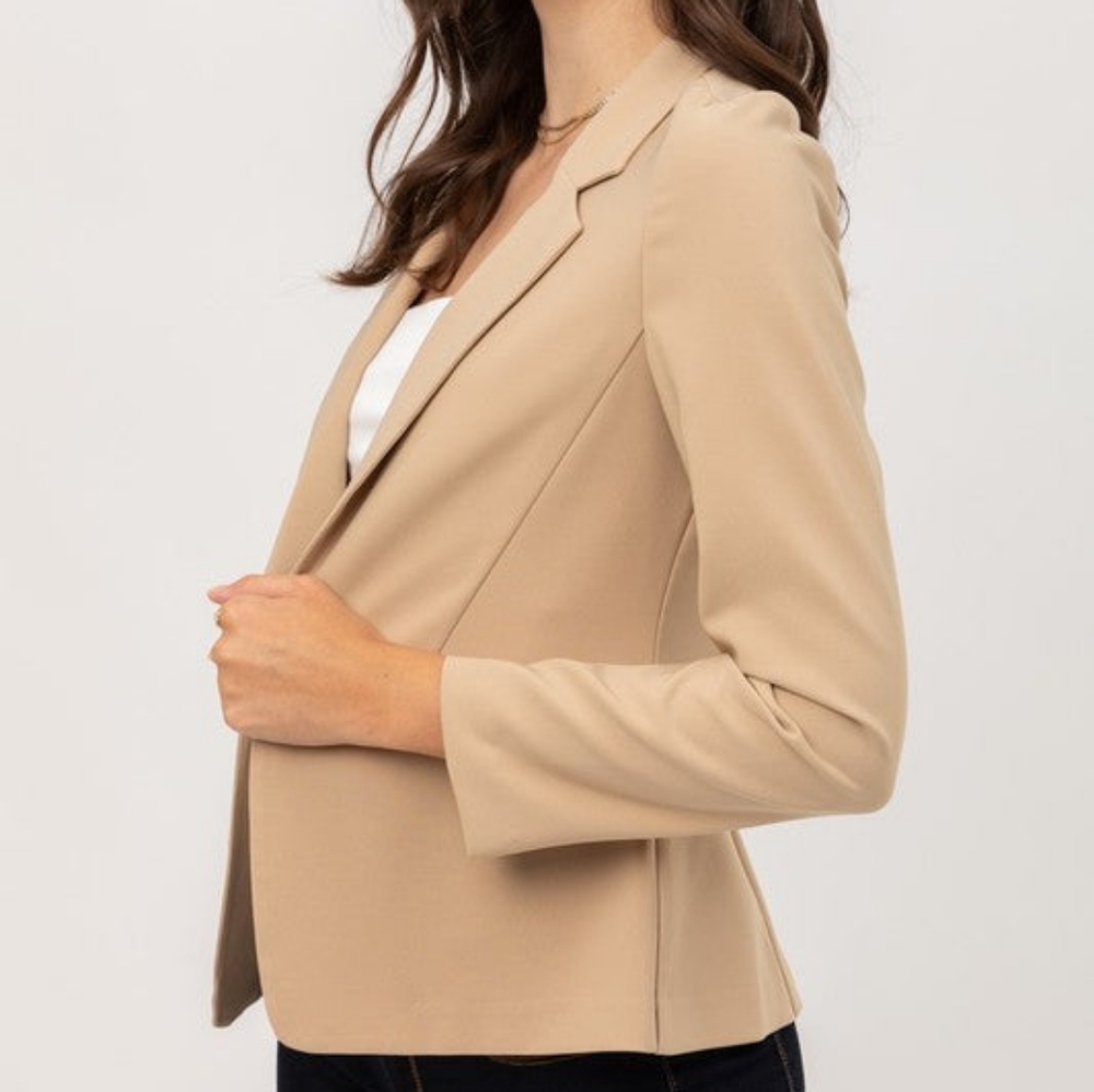 Bombshell Blazer - Picture 2 of 4